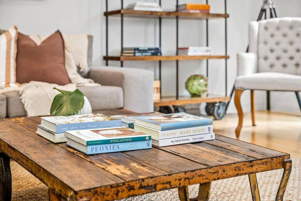 The Avenue The Place Terrific 4br 2bth Townhouse Holiday home *