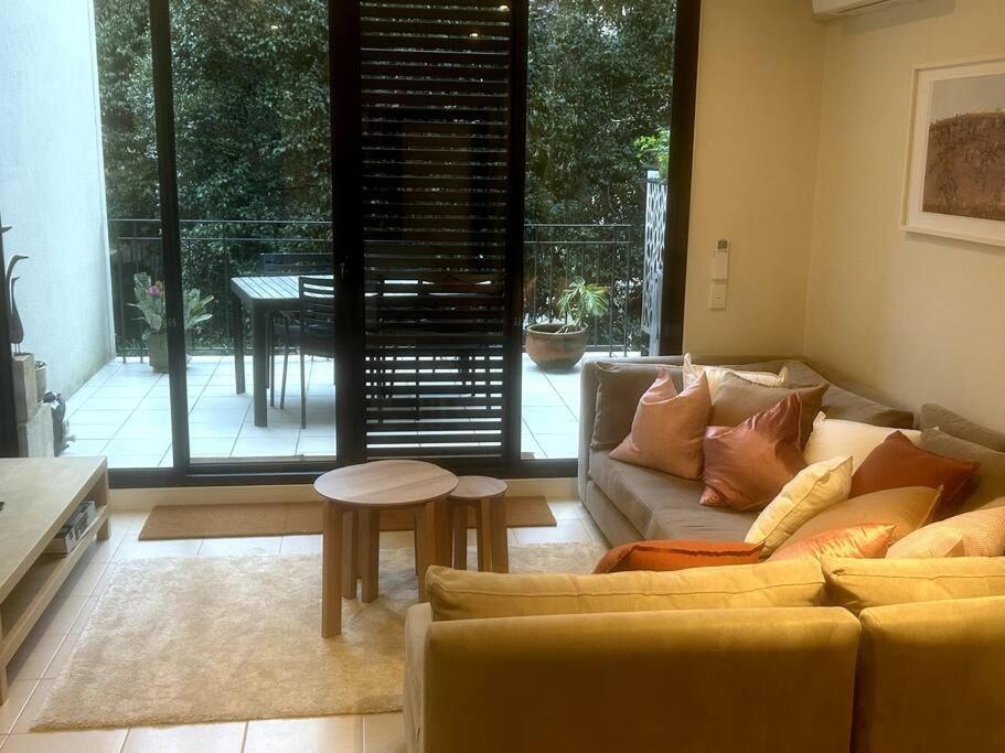 Leafy Retreat