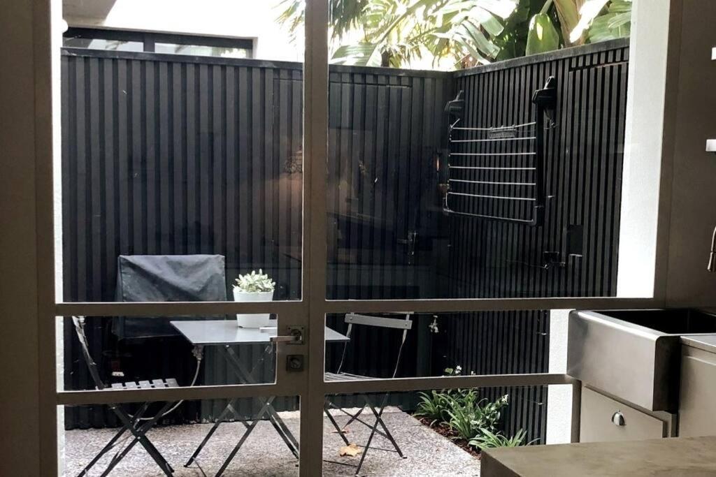 Boutique Art Deco Apt, Beach, Park, Shops, Cafes F1 Melbourne