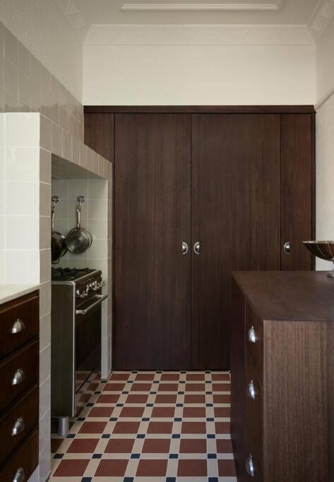 Apartment Art Deco Boutique Bespoke Brilliance & Beach&park
