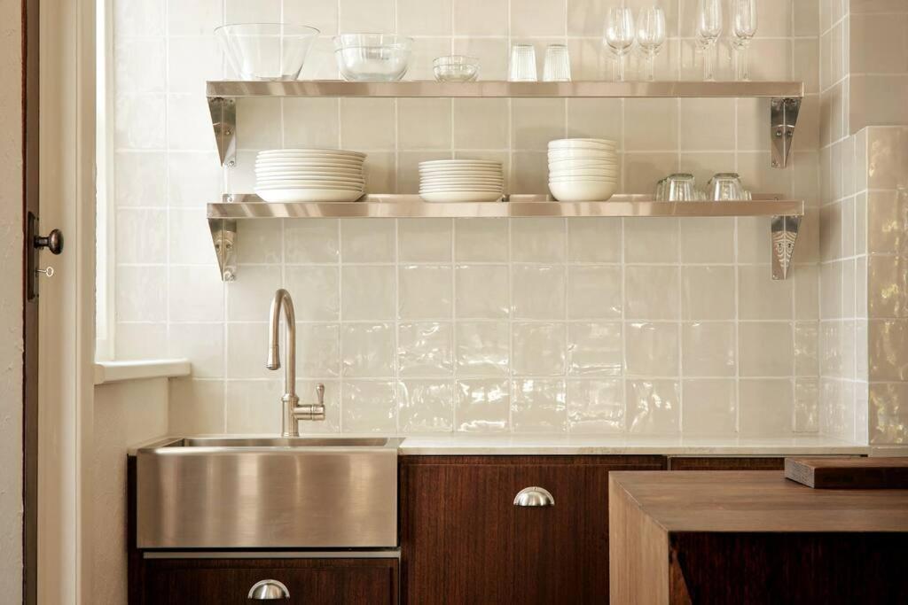 Art Deco Boutique Bespoke Brilliance & Beach&park Apartment Melbourne