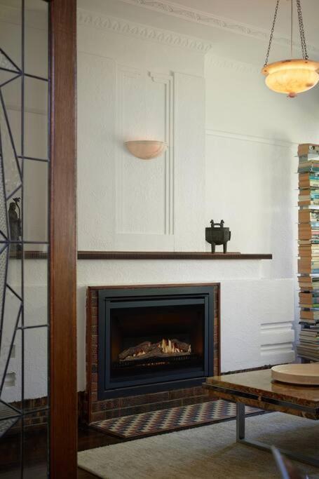 Art Deco Boutique Bespoke Brilliance & Beach&park * Melbourne