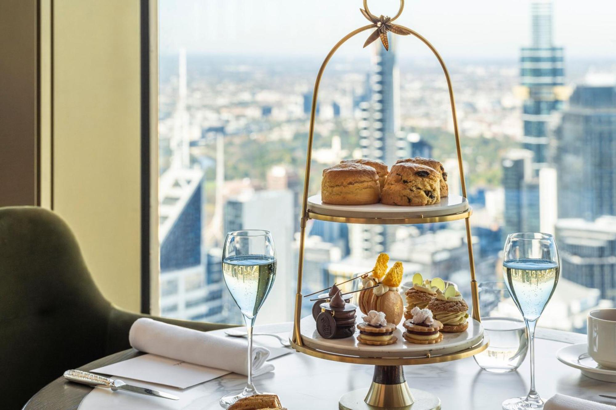 Hotel The Ritz-carlton, 5*