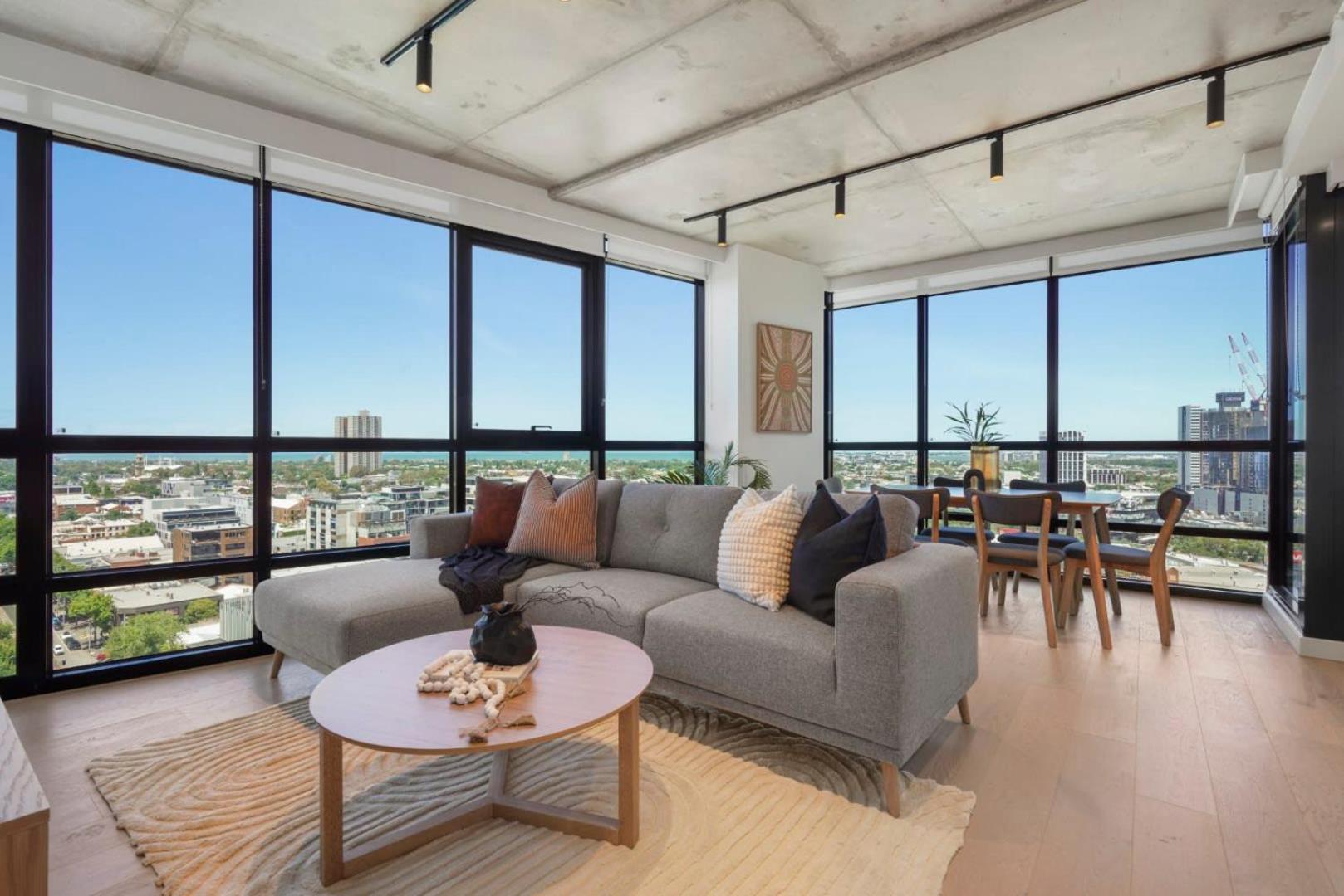 Deluxe Living In The Heart Of Southbank Melbourne