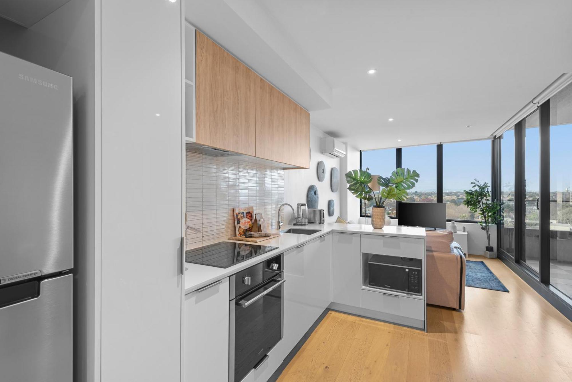 Complete Host Stk Apartment *