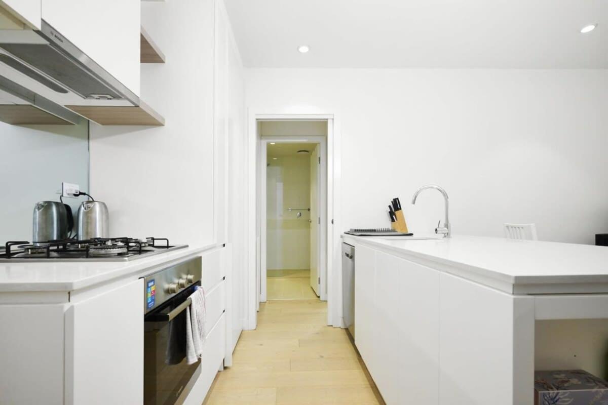 Perfect Melbournian Escape - Close To Queen Vic Market Apartment Melbourne