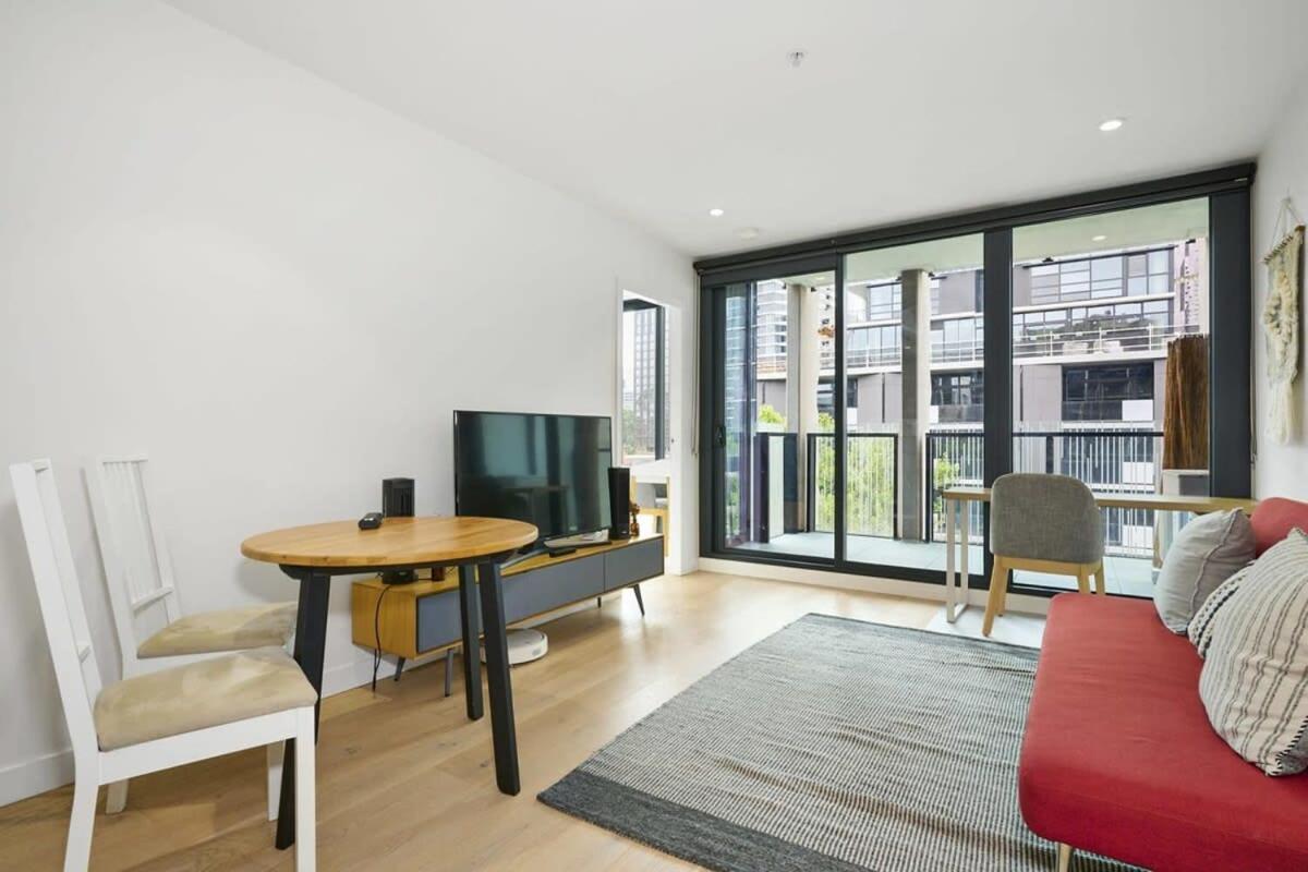Perfect Melbournian Escape - Close To Queen Vic Market * Melbourne