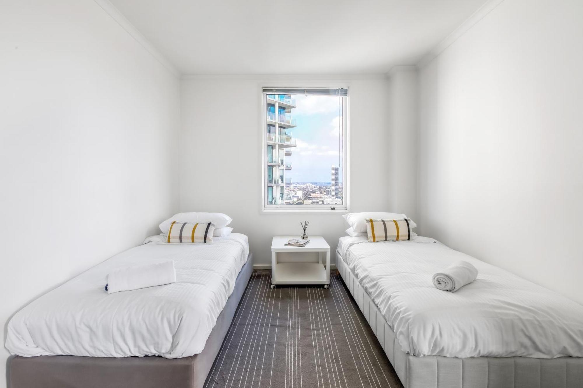Apartment Modern Nomads Stunning & River View 3br With Carpark Melbourne