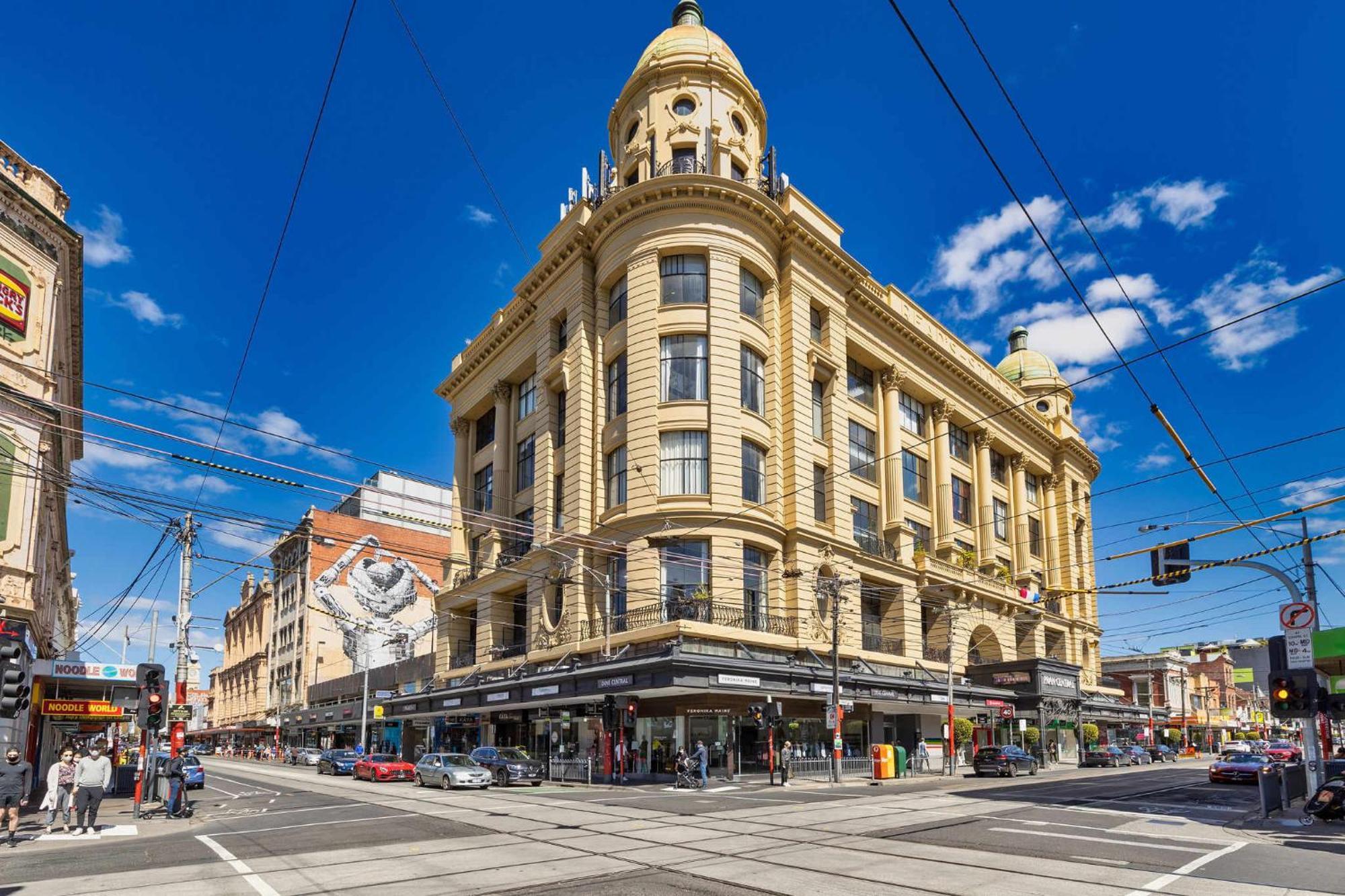 Apartment Luxe 2br Retreat Pool Gym & Parking South Yarra Melbourne