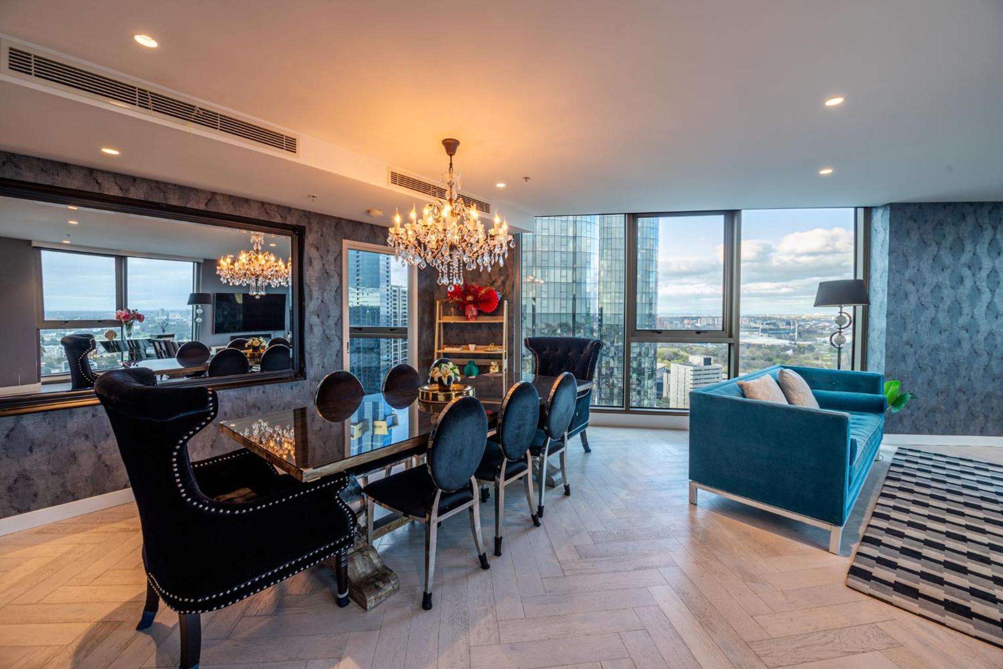 Premium Luxury Sub-penthouse *