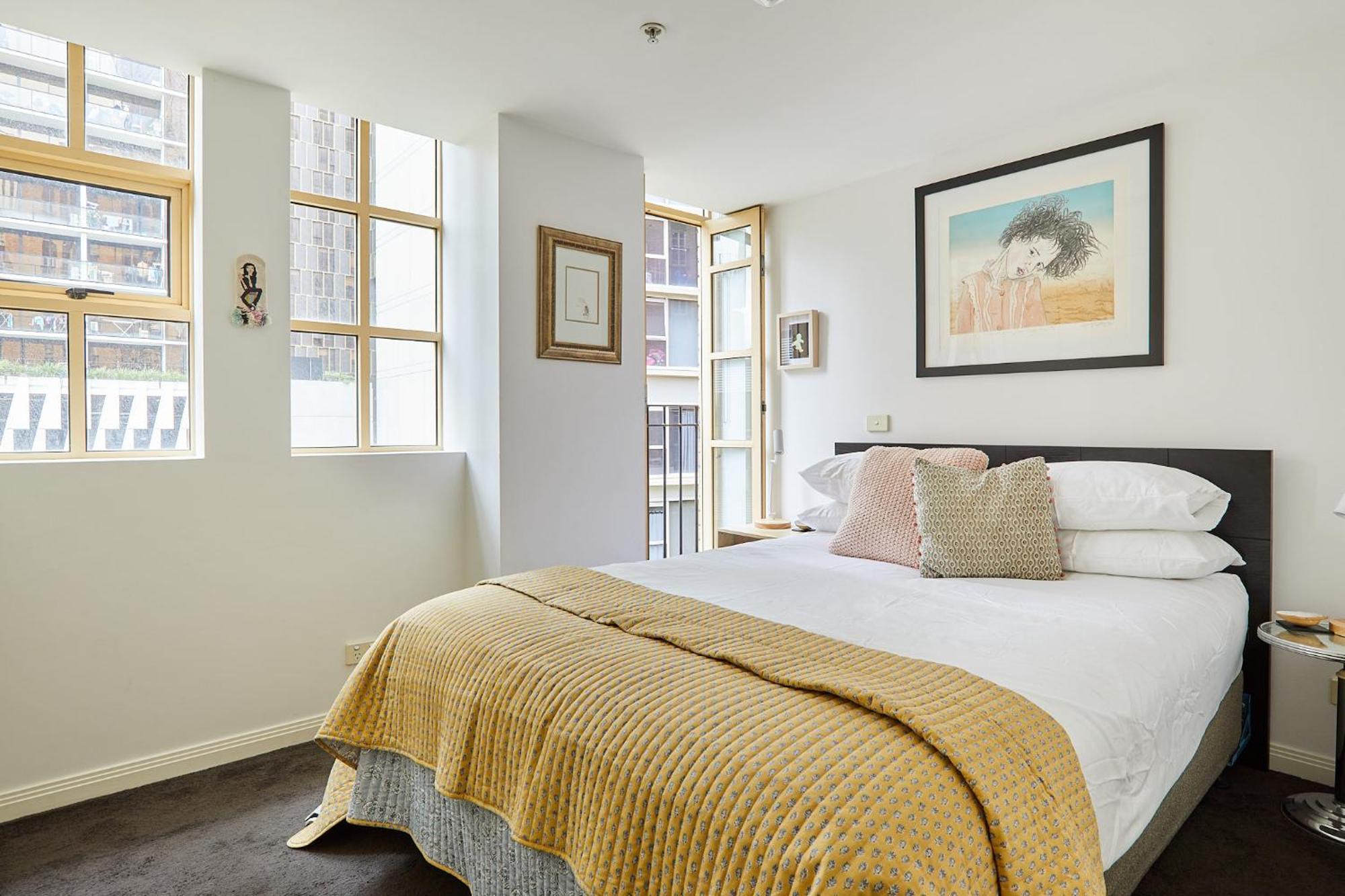 Deco Loft On Russell Street Apartment *