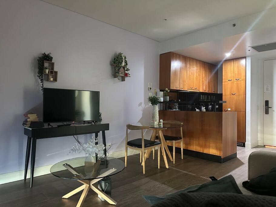 Royal Garden Apartment Melbourne