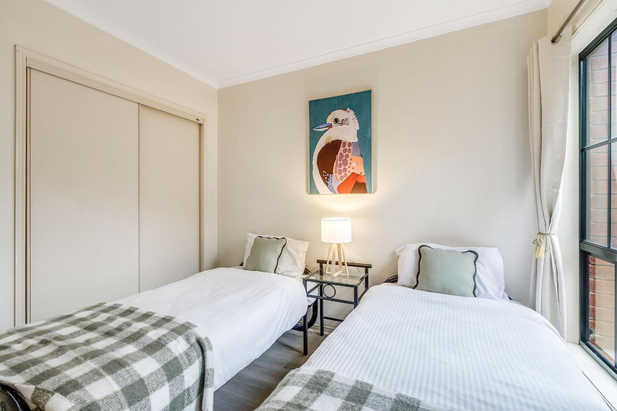 Holiday home Heart Of Mckinnon Units By Ready Set Host Melbourne