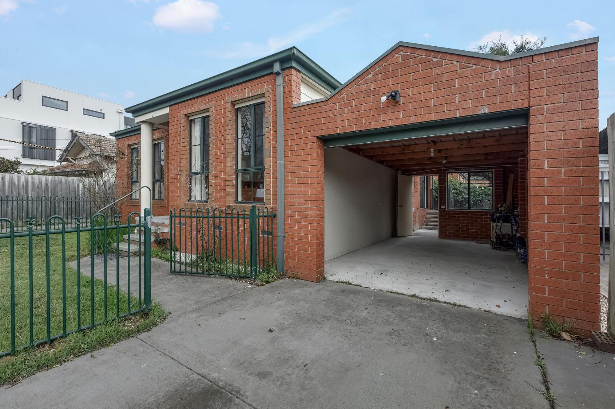 Heart Of Mckinnon Units By Ready Set Host Holiday home *