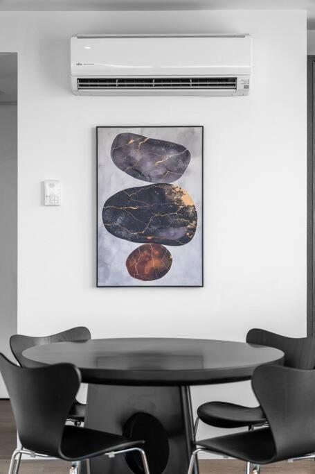 Modern & Magnificent-harbor Views 3b2b2car Parks * Melbourne