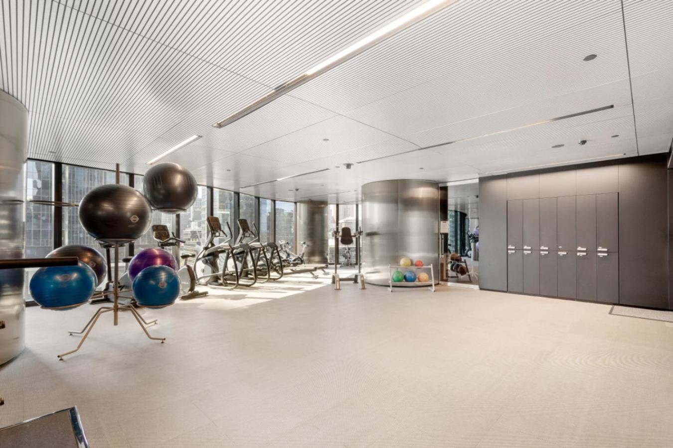 Style Featuring Luxury Facilities - Sleeps 5 Apartment Melbourne