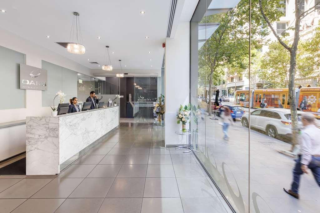 Aparthotel Oaks On Collins 4*