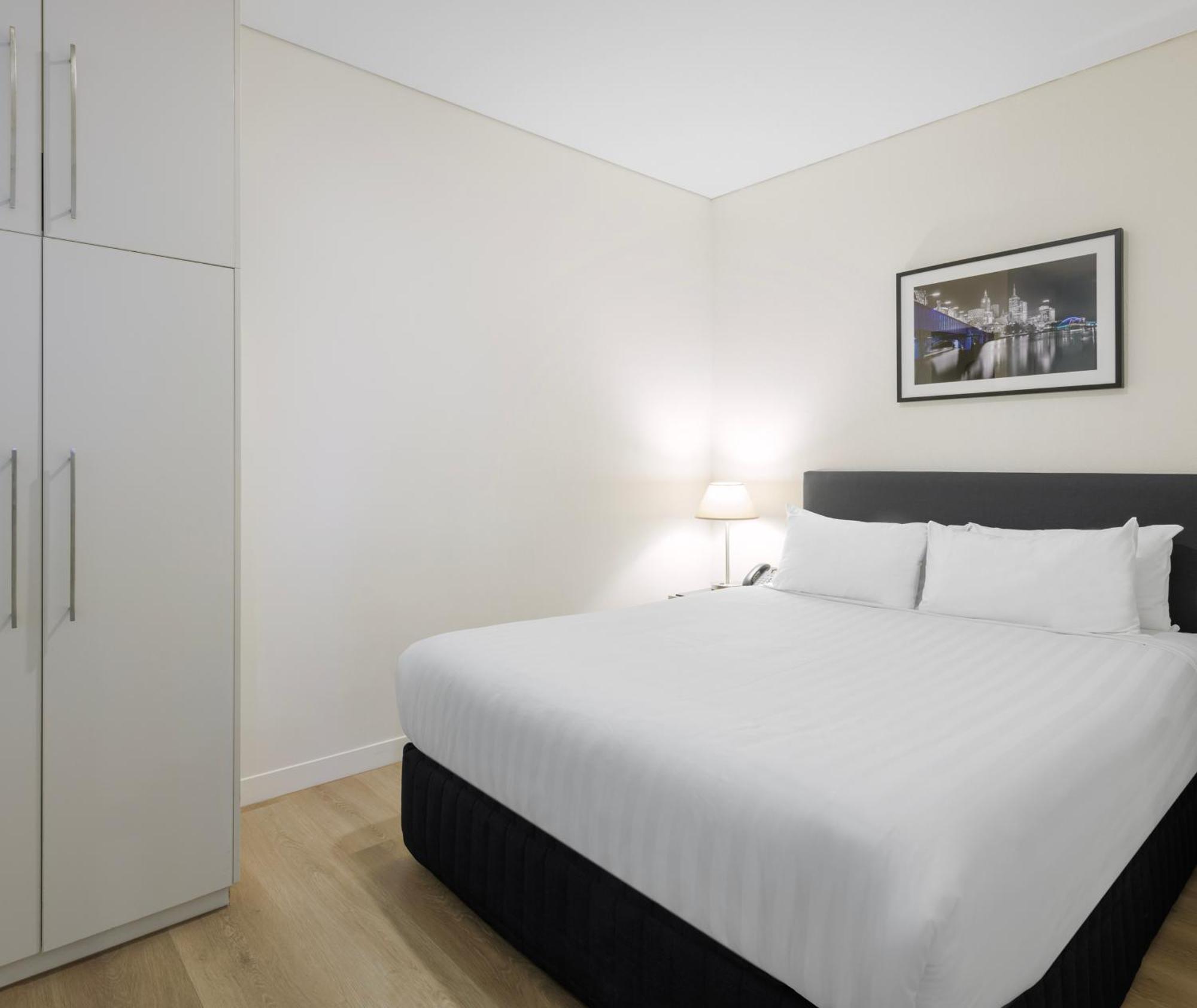 Oaks On Collins Aparthotel Melbourne