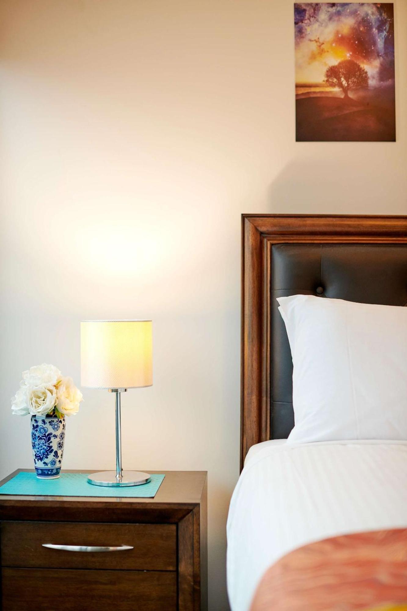 Stylish Southbank 2br Retreat With Pool & Gym Apartment