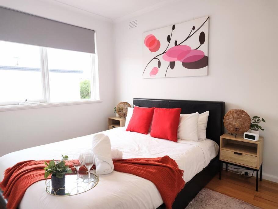 The Bright Gem On Grosvenor Apartment