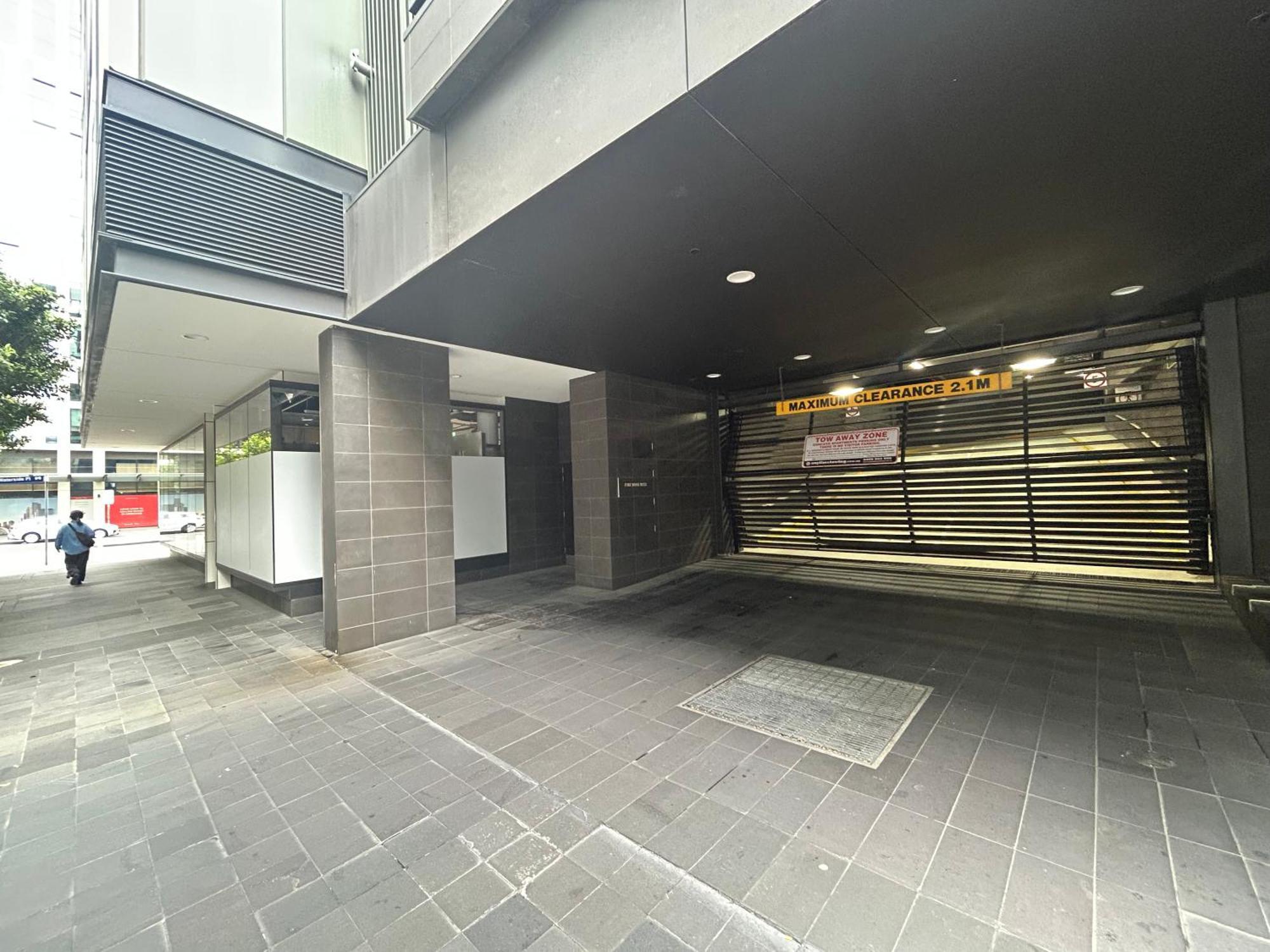 Immaculate 1br In Docklands Pool Free Parking * Melbourne