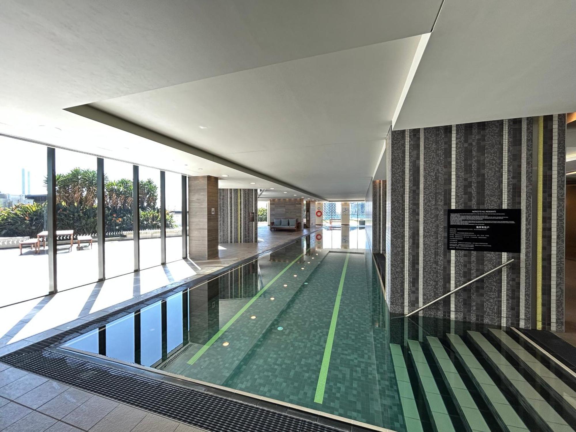 Immaculate 1br In Docklands Pool Free Parking *