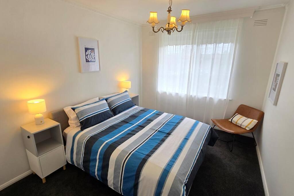 Apartment Elsternwick Easy Living - 2 Bedroom Sleeping 4 *