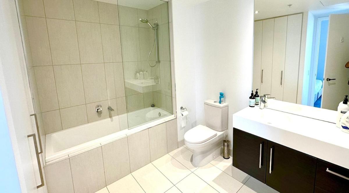 Apartment Prima Tower 5 Bedrooms Melbourne