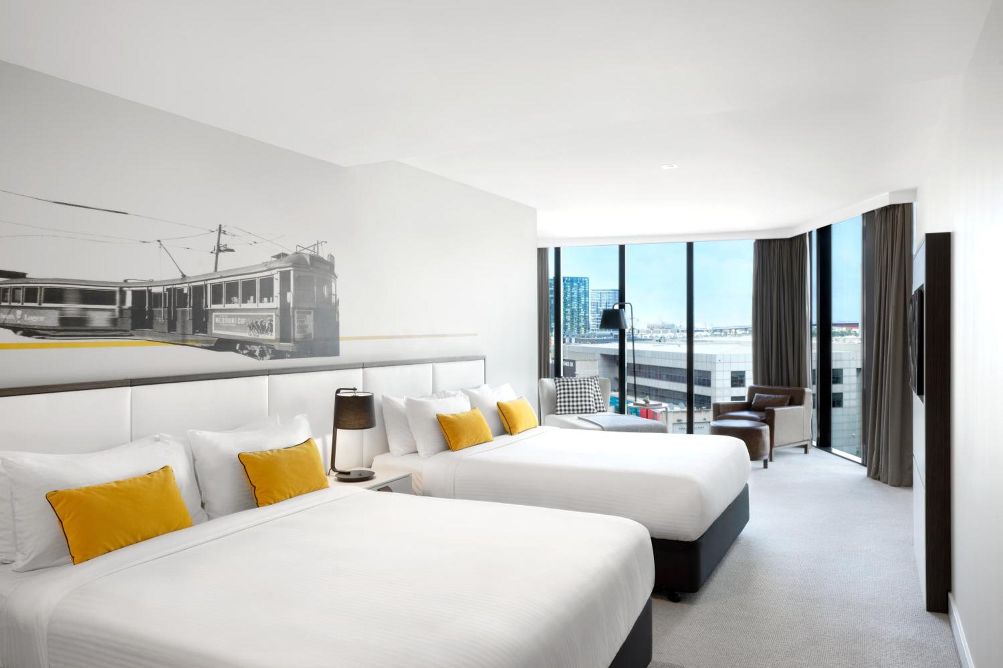 Peppers Docklands Hotel 5*