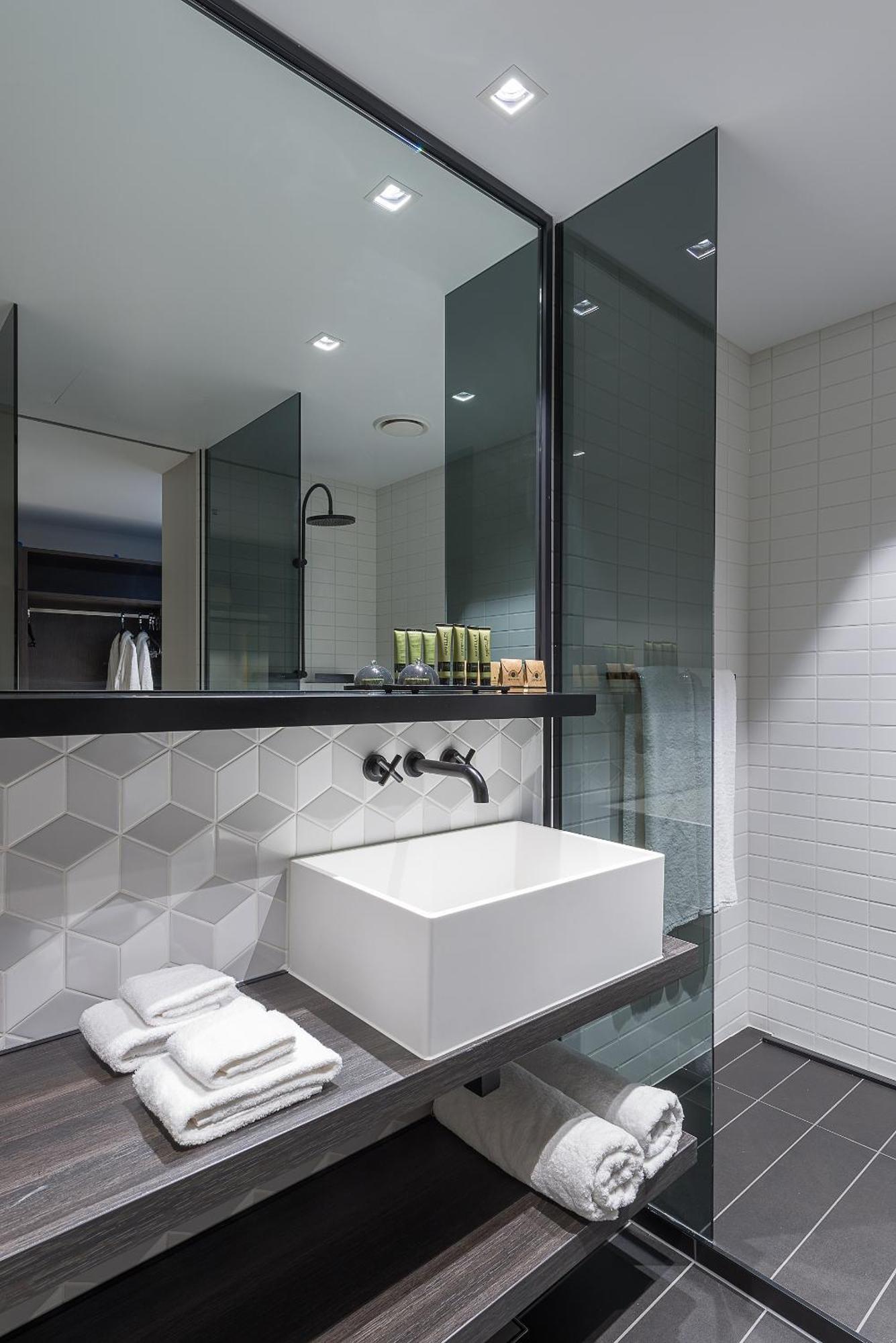 Peppers Docklands 5*