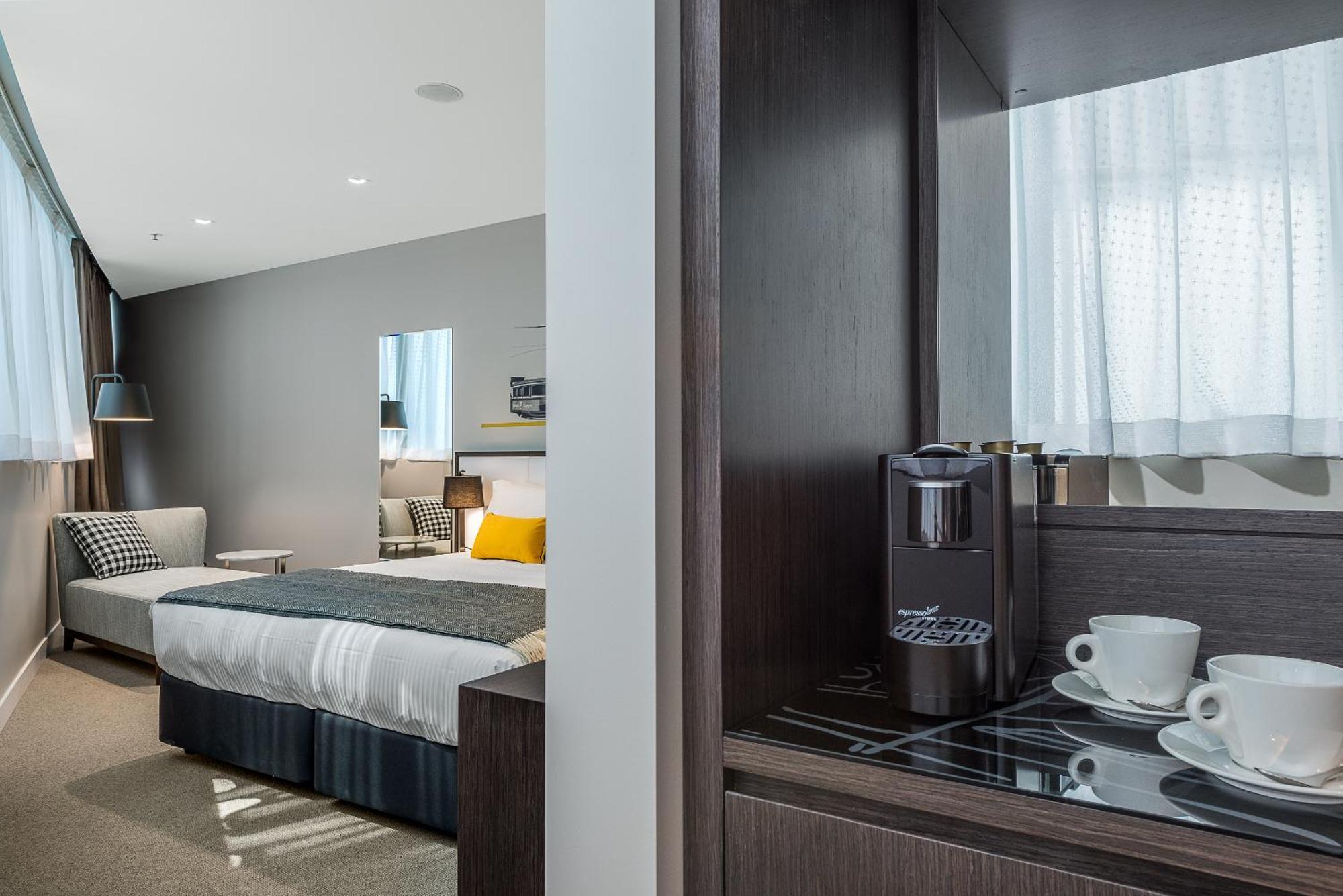 Hotel Peppers Docklands Melbourne
