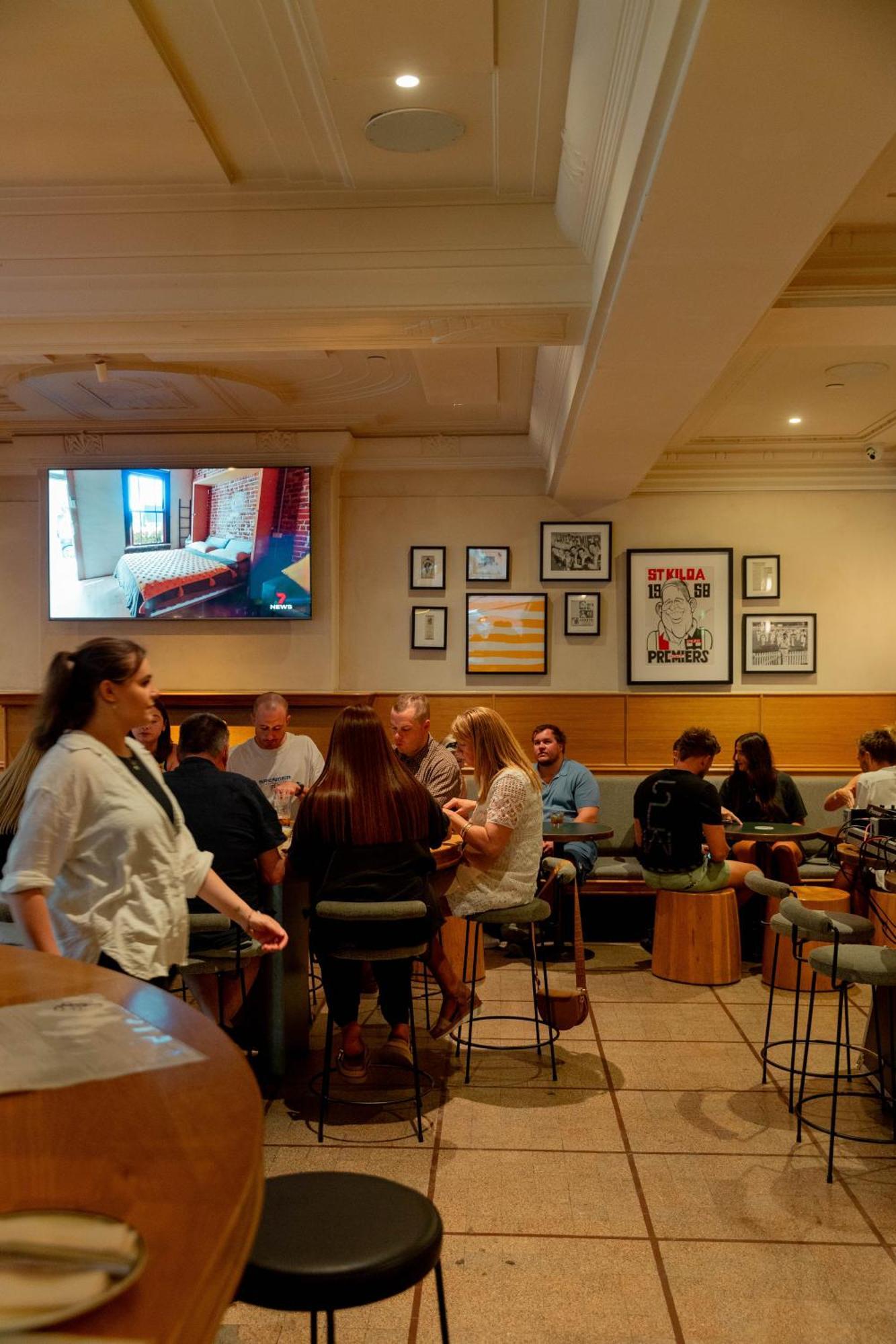 The 4* Melbourne