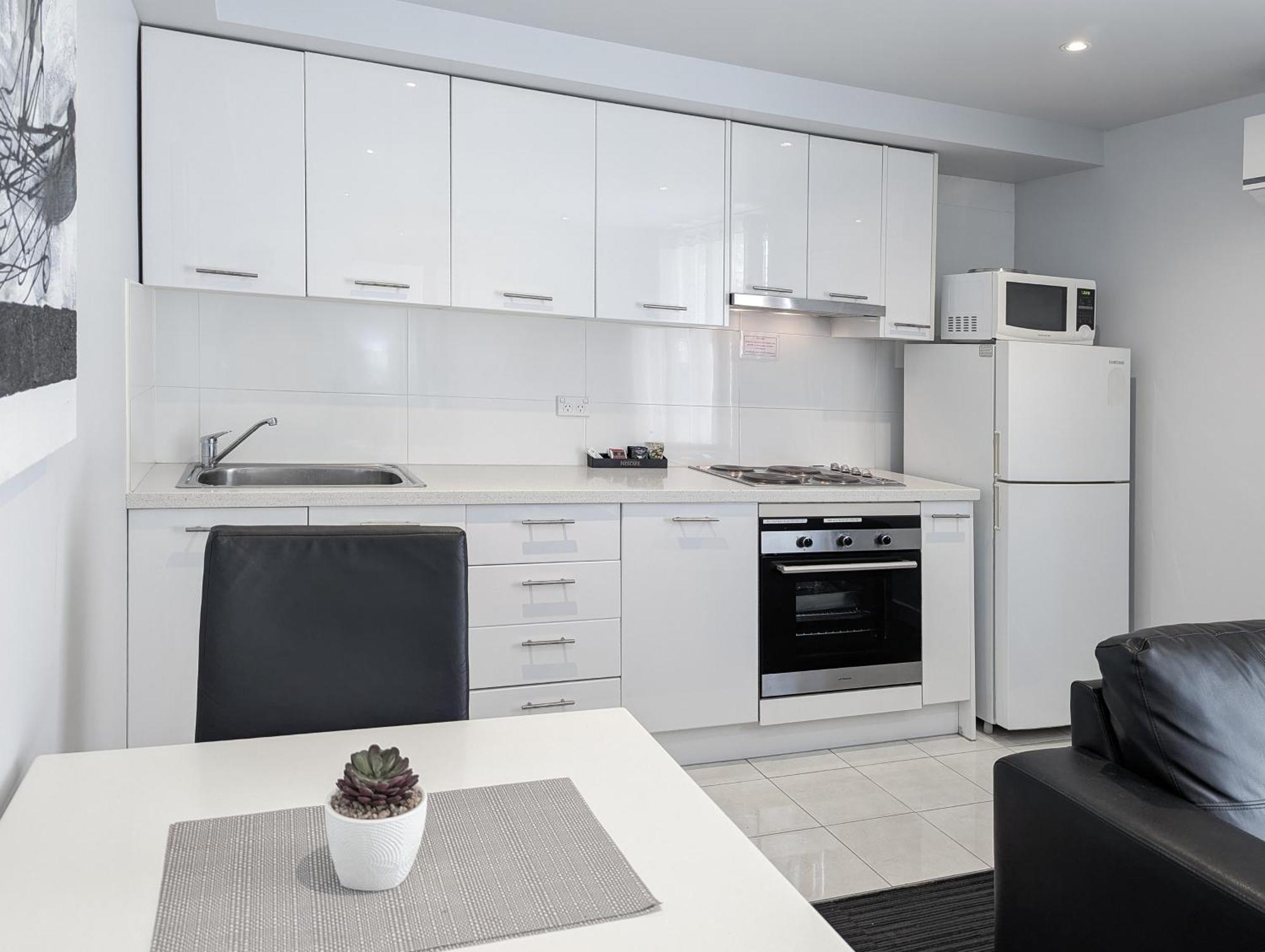 Aparthotel On Chapman 4*