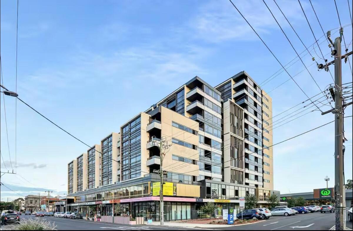 Apartment Brunswick With Car Park