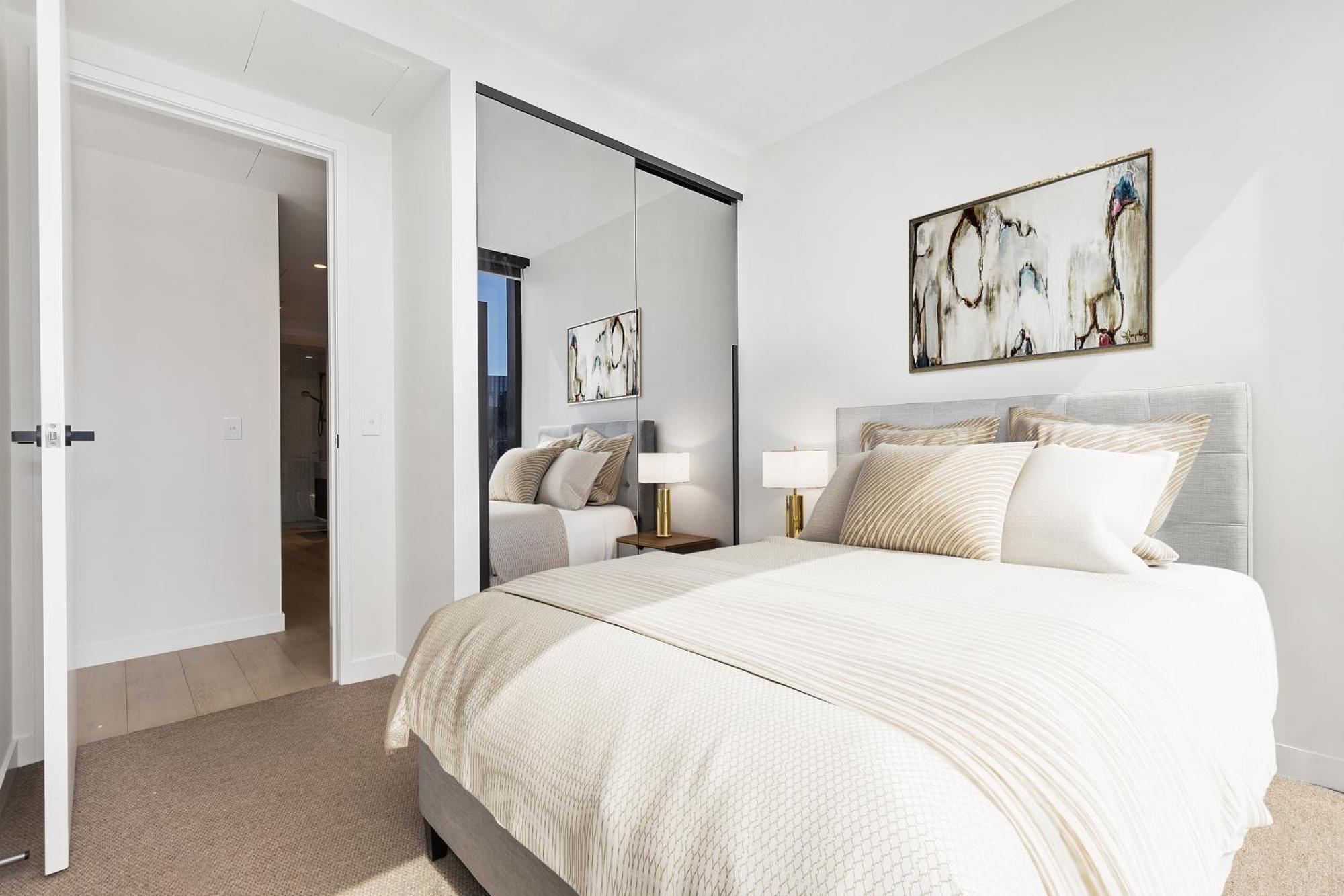 Panoramic View Two Bedrooms At Collins House Apartamento