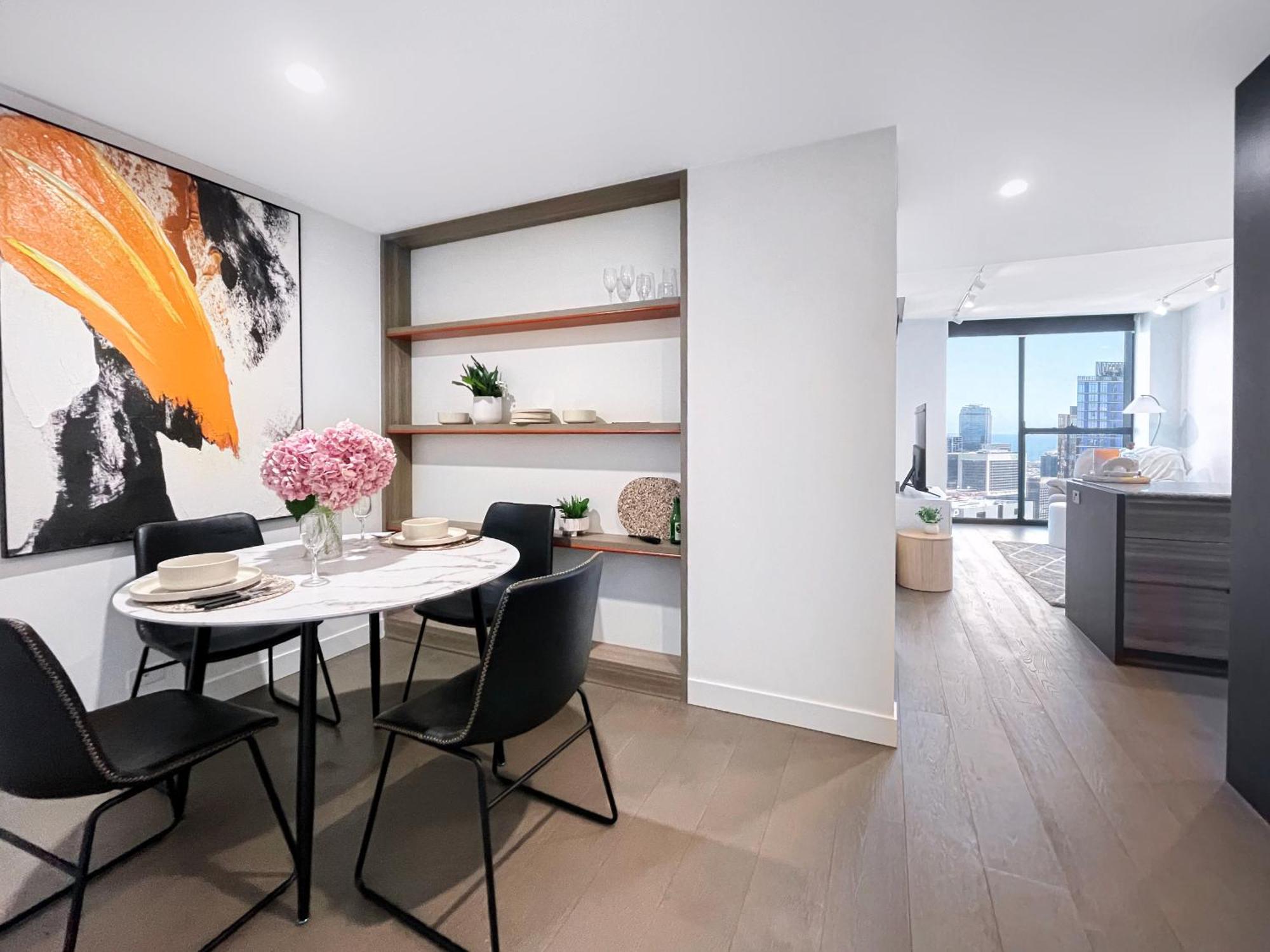 1br Elegant Urban Luxe In Carlton