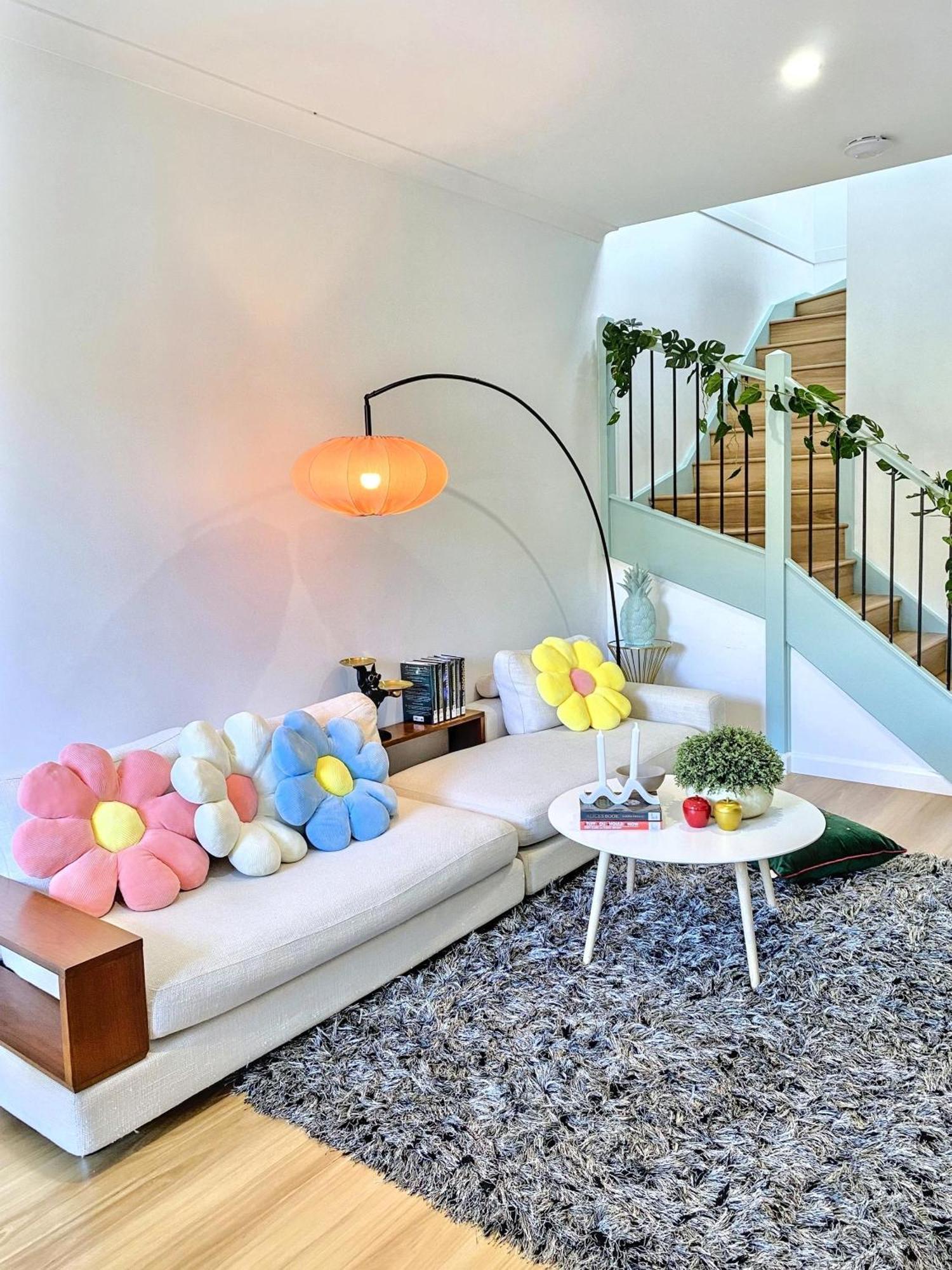 4br Townhouse - Walk To Coles, Park, Bbq - Free Parking Holiday home Melbourne