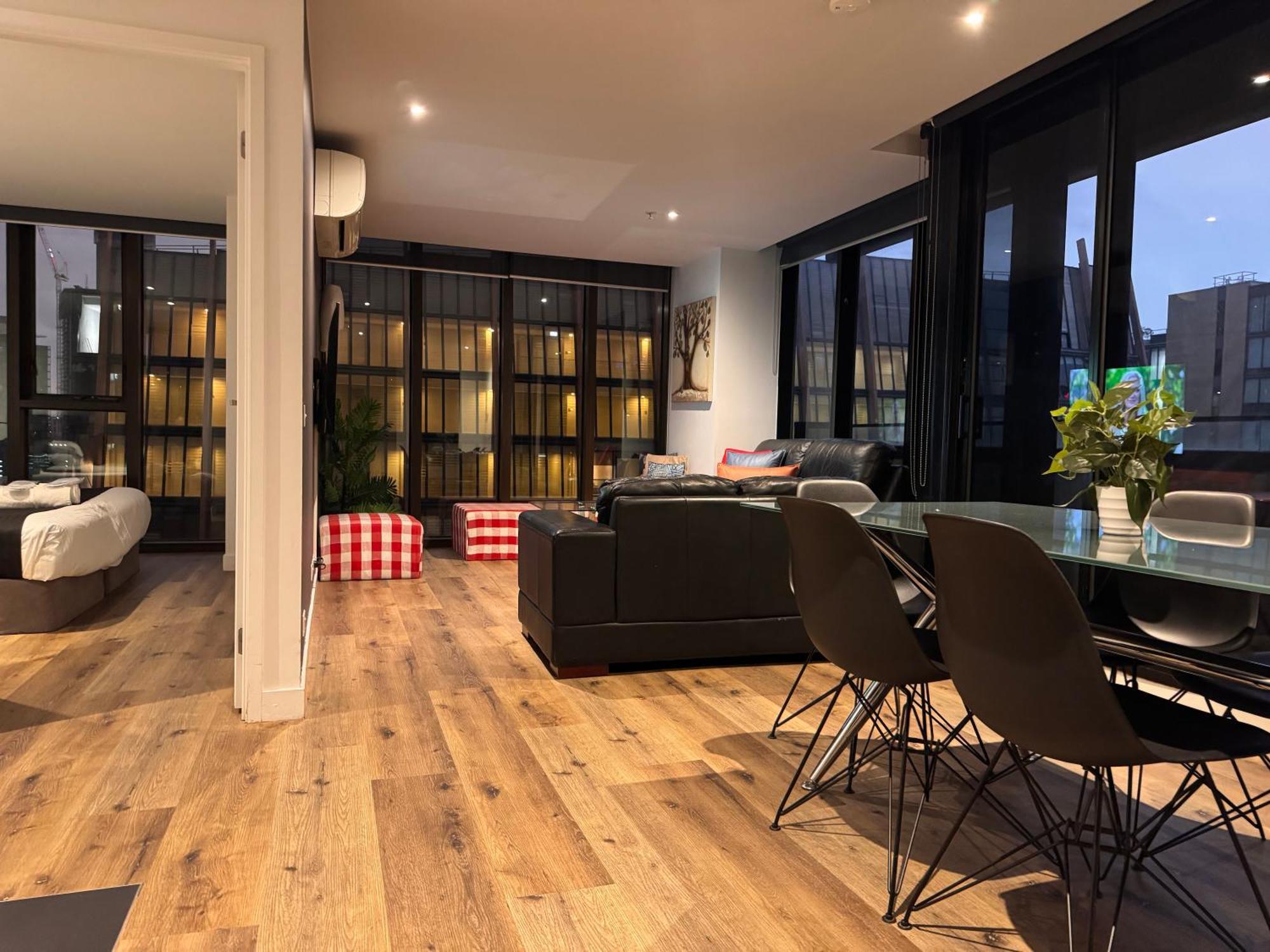 Aparthotel Aura On Flinders Serviced 4*