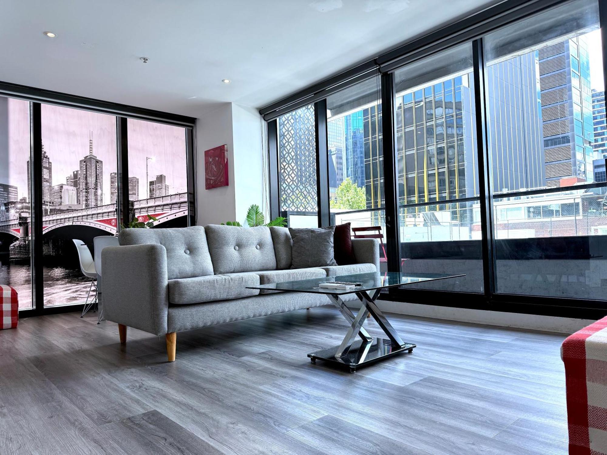 Aparthotel Aura On Flinders Serviced Melbourne