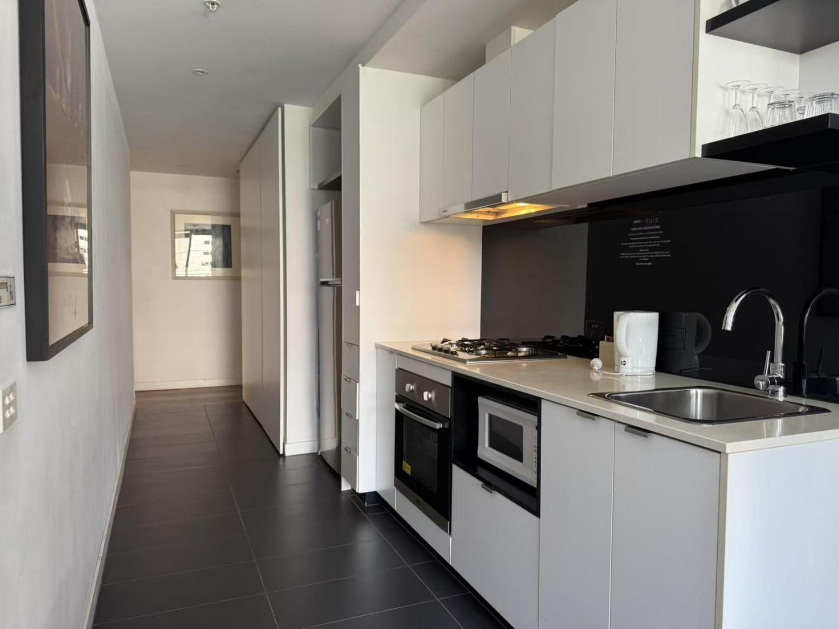 Aparthotel Aura On Flinders Serviced