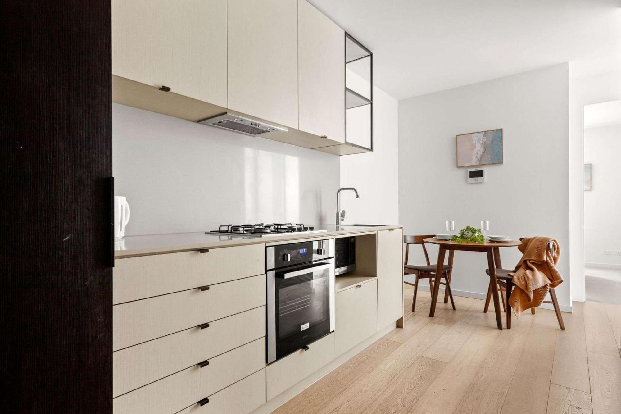 A 2br In Parkville Near The Zoo Melbourne