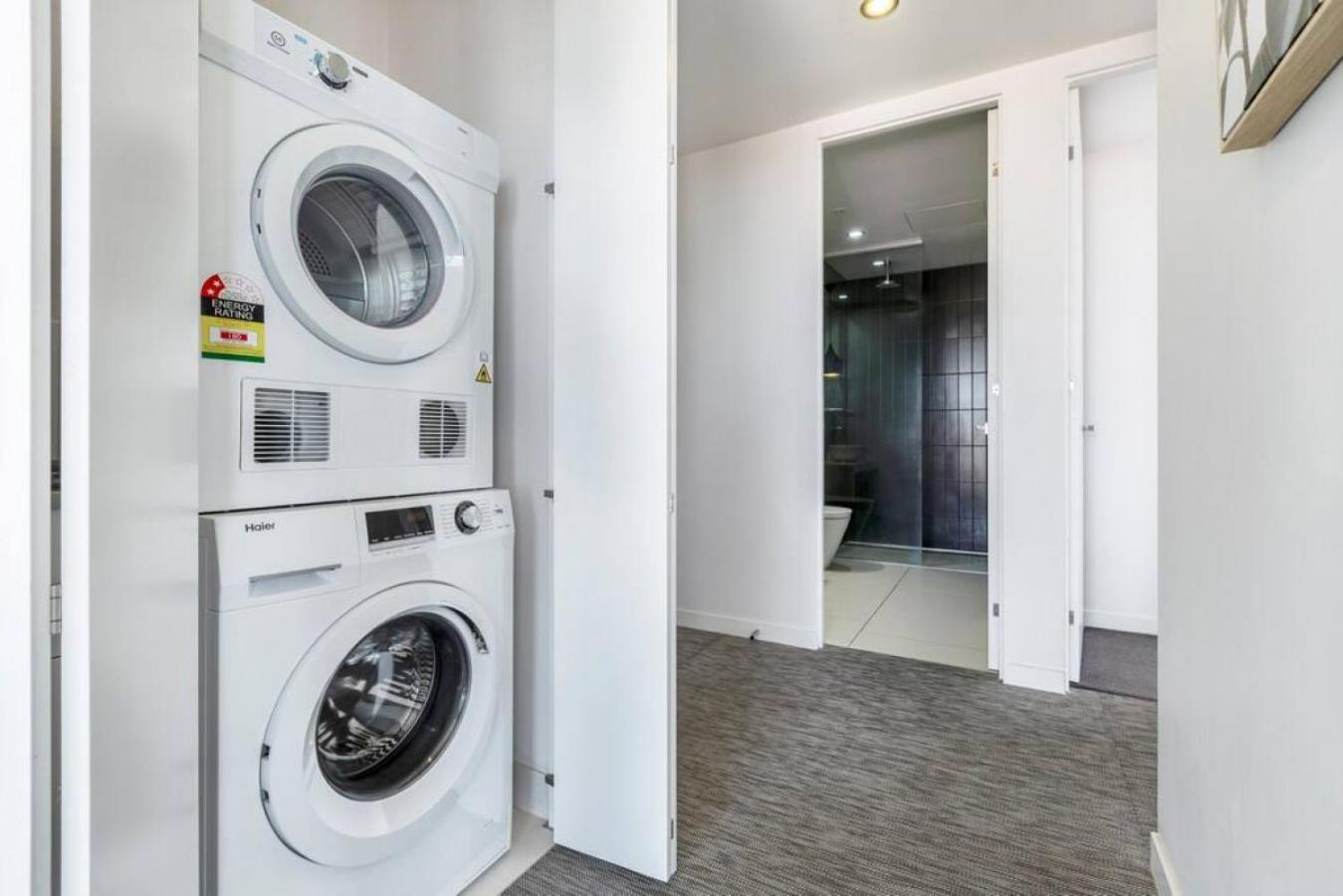 Apartment Panoramic Views In The Heart Of Richmond, 2 Brs