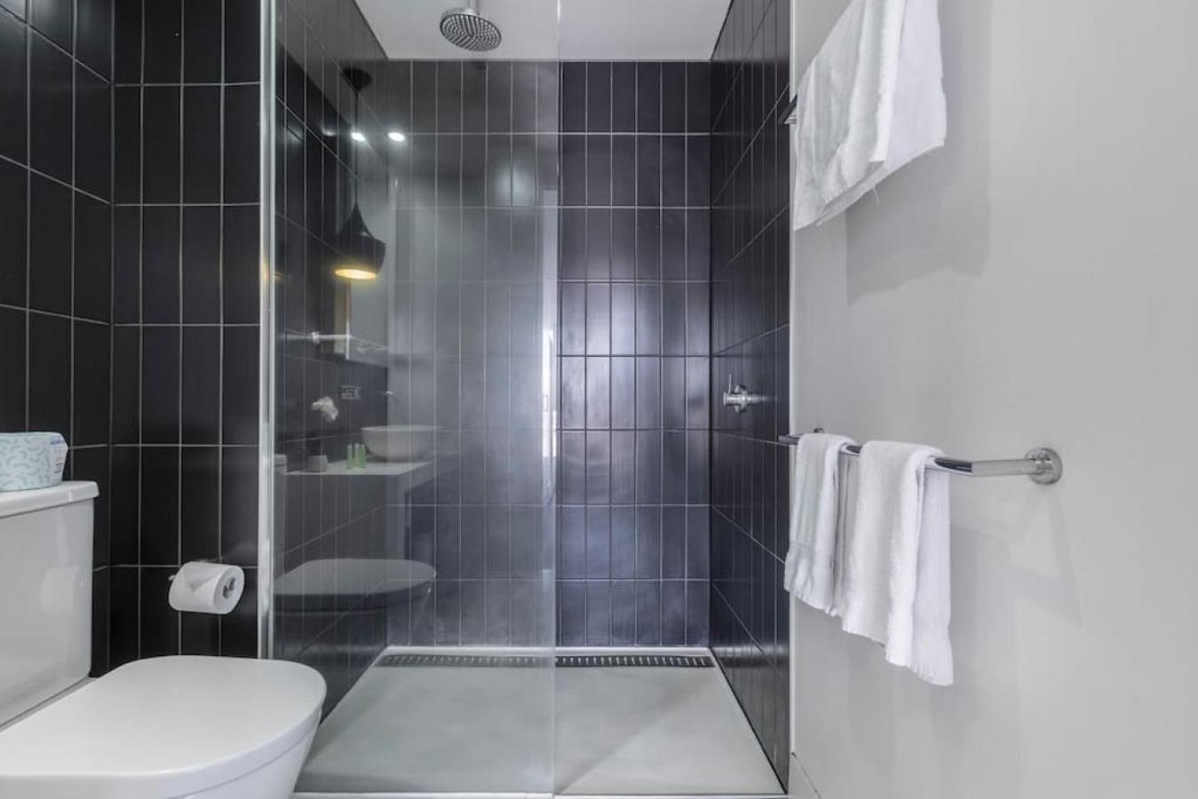 Apartment Panoramic Views In The Heart Of Richmond, 2 Brs