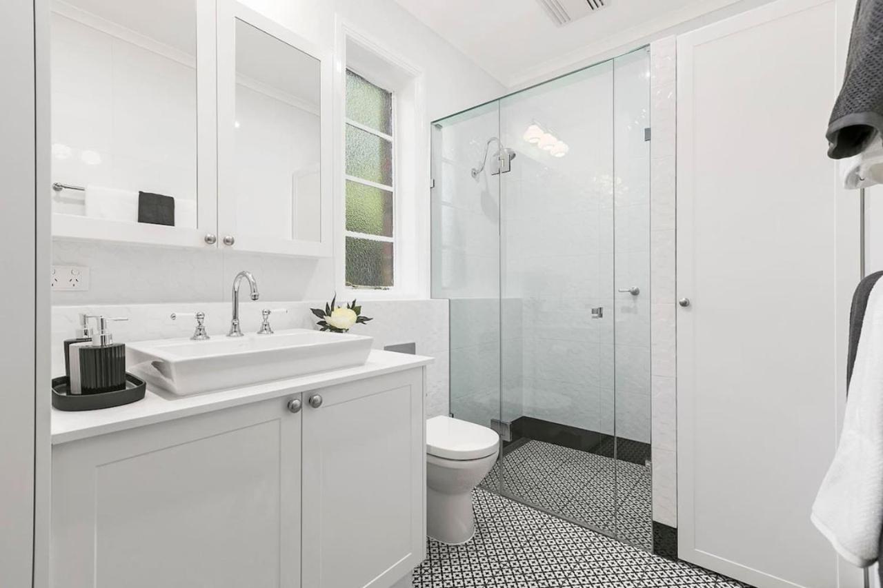 Stylish Apartment, Malvern East Apartment *