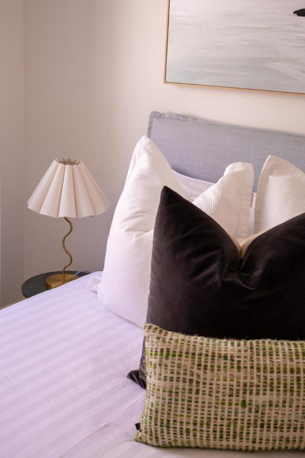 Stylish 3-bedroom In The Heart Of South Yarra Holiday home