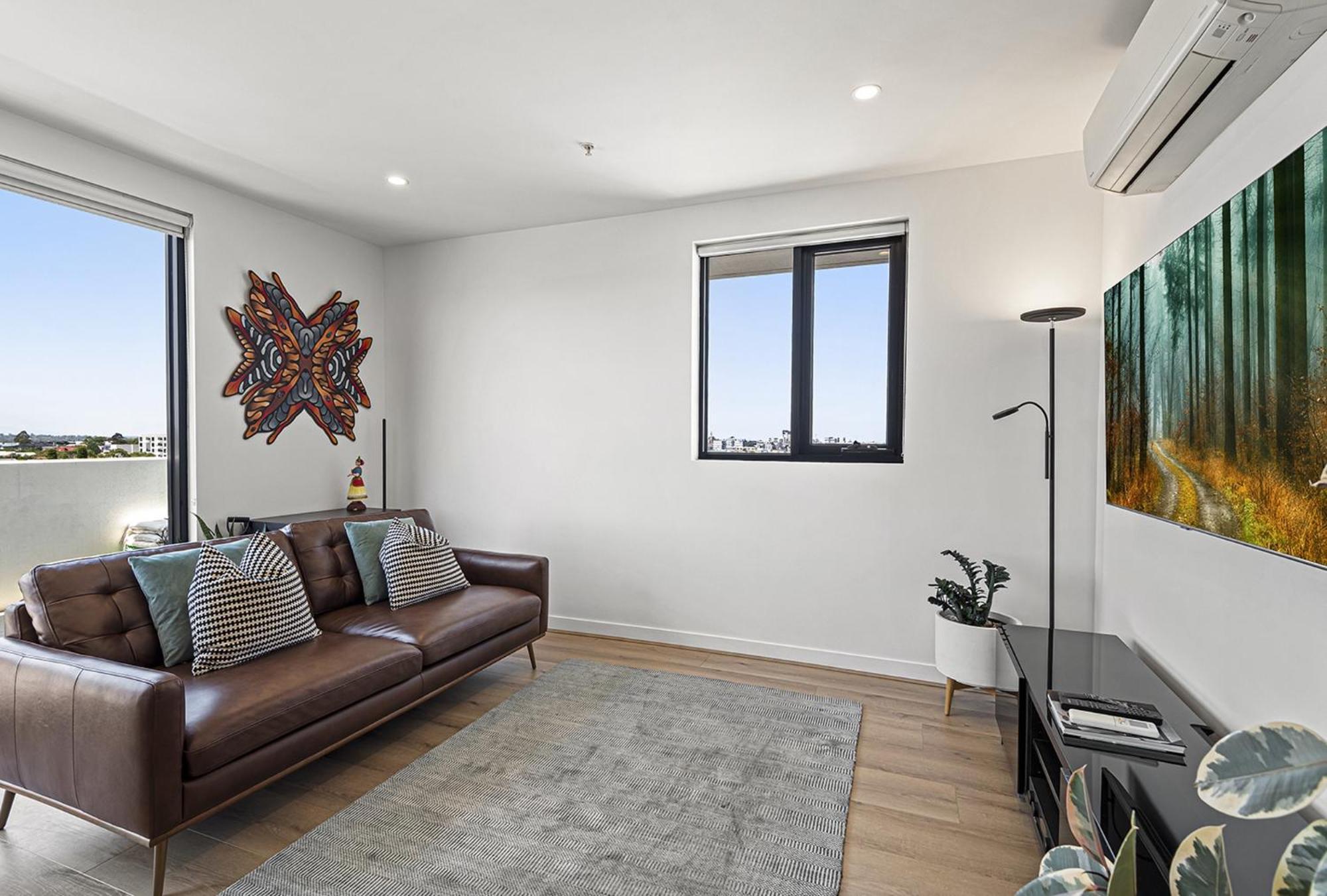 Bright City-view Retreat In The Heart Of Preston * Melbourne
