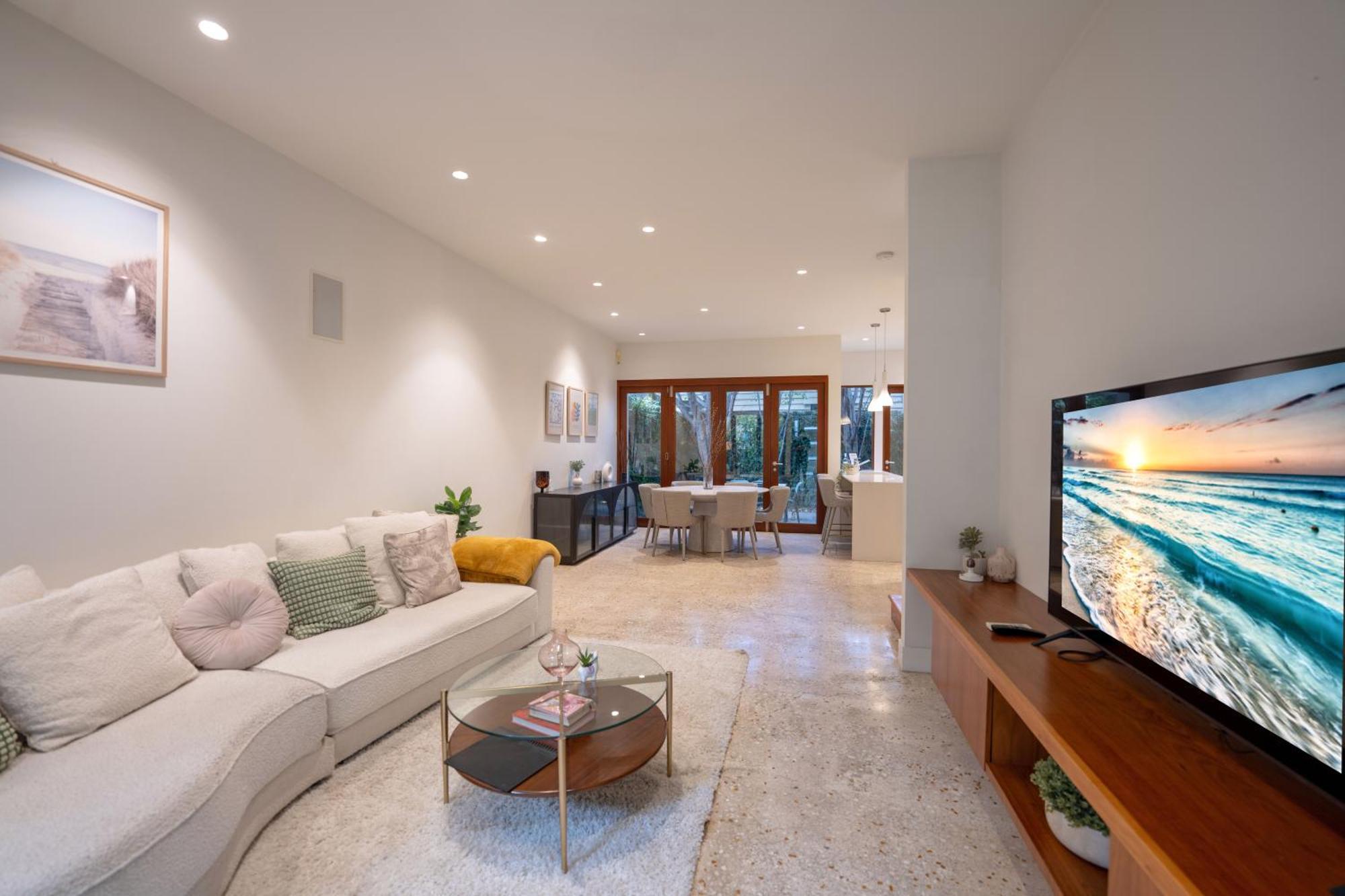 Inner Pet Friendly Pad By Custom Hosting