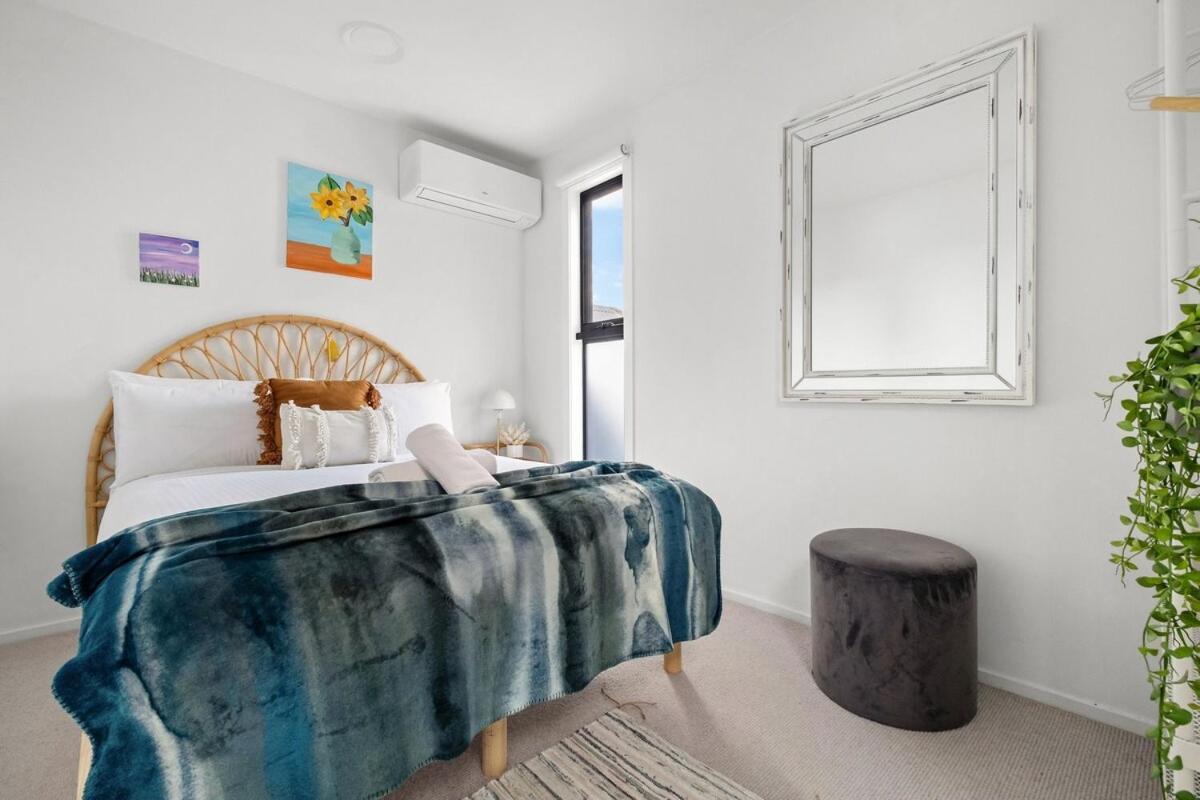 South Yarra Luxe - Spacious Townhouse & Parking *