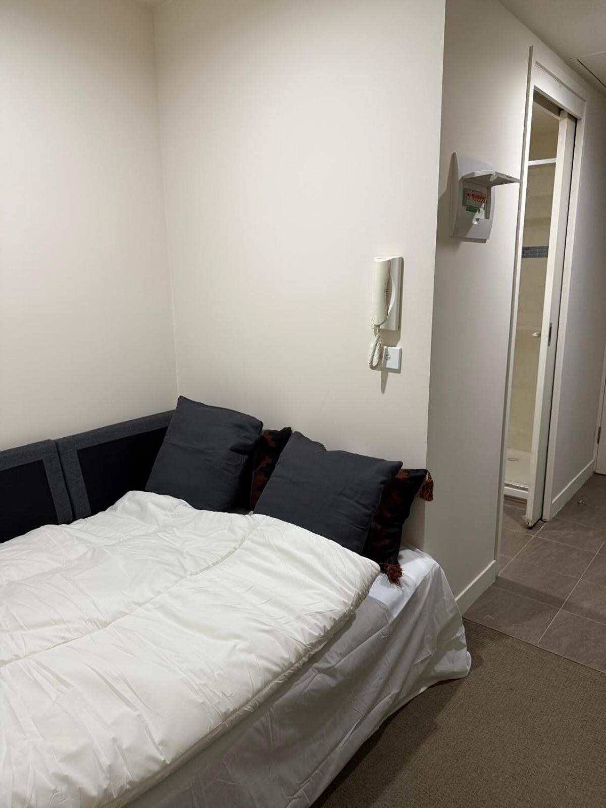 Apartment 1 Bedroom - North