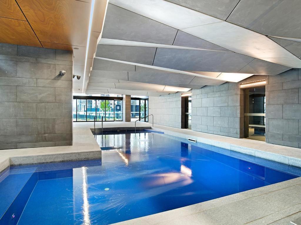 Modern Luxe Chic 2br Near Southern Cross Station